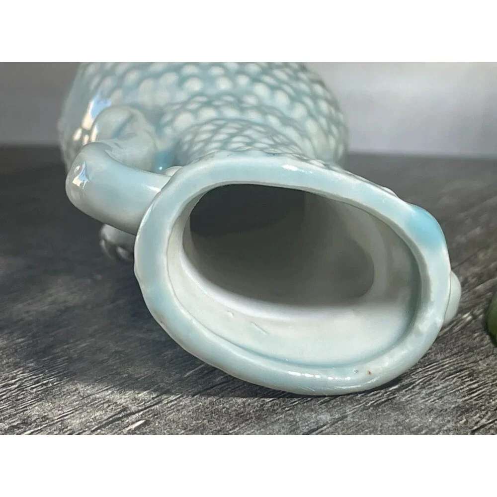 Vtg Yoko Boeki Japan Blue Lusterware Bud Vase - Applied Rose Hobnail Clover Mark